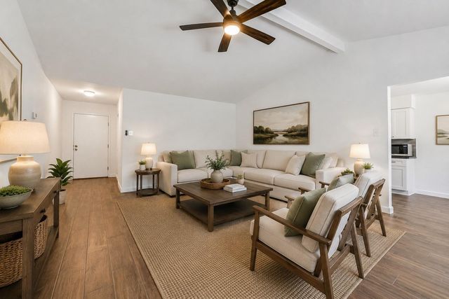 1600 Broken Arrow Street, Baytown, TX 77521