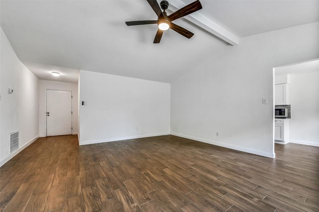 1600 Broken Arrow Street, Baytown, TX 77521