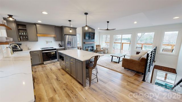 128 Wickford Lane, Mooresville, NC 28117