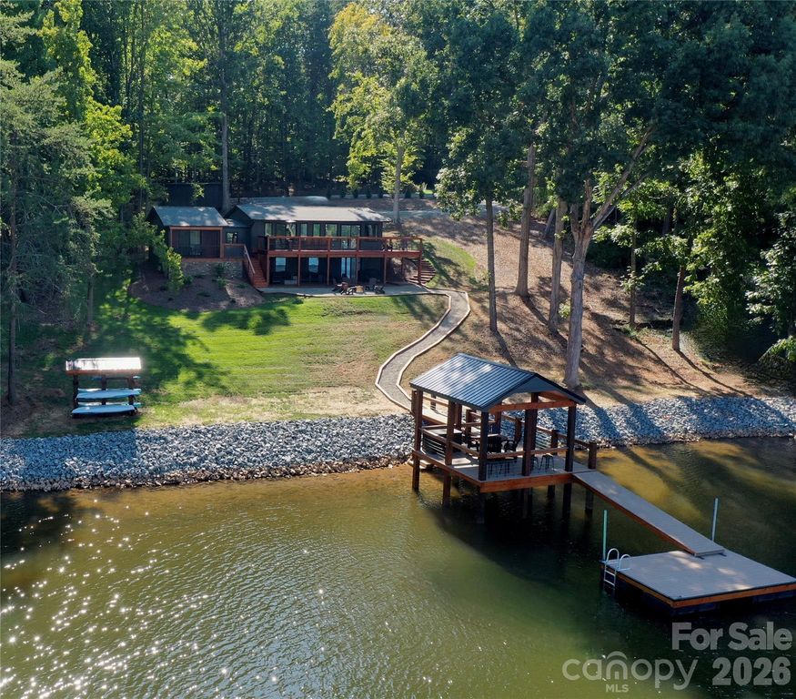 128 Wickford Lane, Mooresville, NC 28117