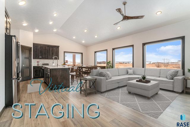 5614 S Huntwood Ave, Sioux Falls, SD 57108