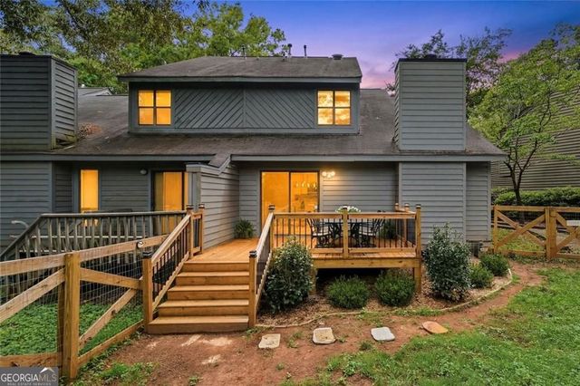 1098 Creatwood Place SE, Smyrna, GA 30080