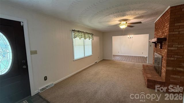 3858 Dover Street, Claremont, NC 28610