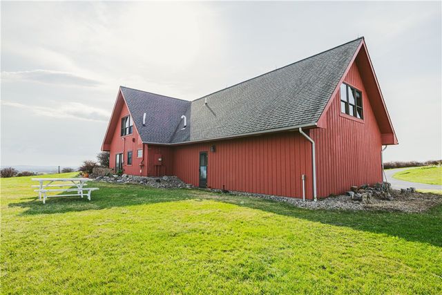 6520 North Avon Road, Avon, NY 14472