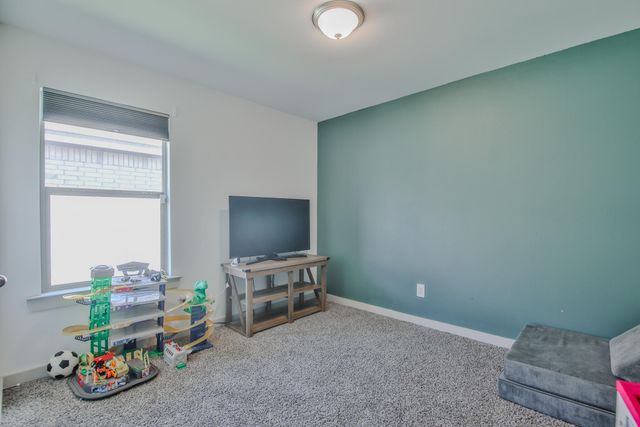 7406 9th Street, Lubbock, TX 79416