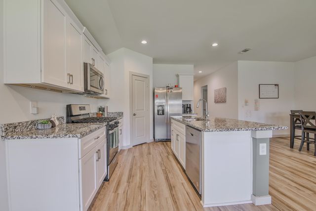 7406 9th Street, Lubbock, TX 79416