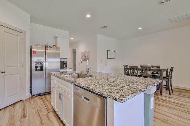 7406 9th Street, Lubbock, TX 79416