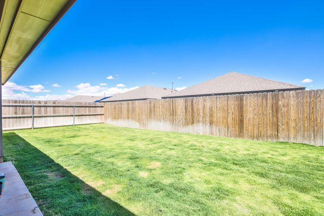 7406 9th Street, Lubbock, TX 79416