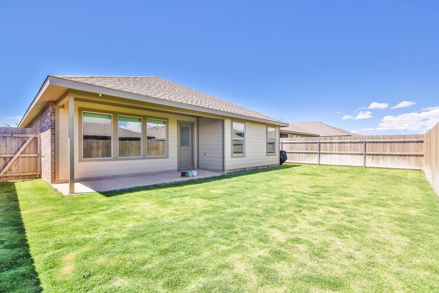 7406 9th Street, Lubbock, TX 79416