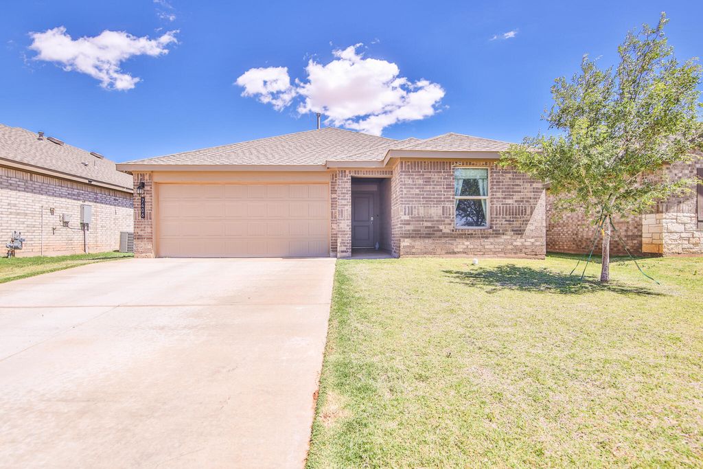 7406 9th Street, Lubbock, TX 79416