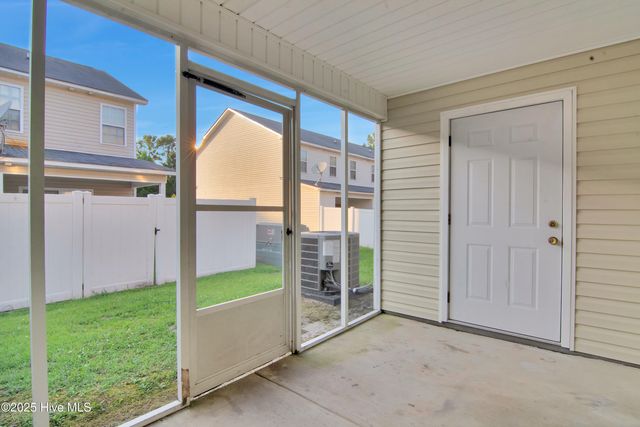 3011 Banister Loop, Jacksonville, NC 28546