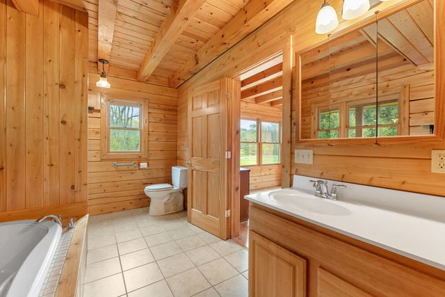 176 Woodward Road, Fairfax, VT 05454