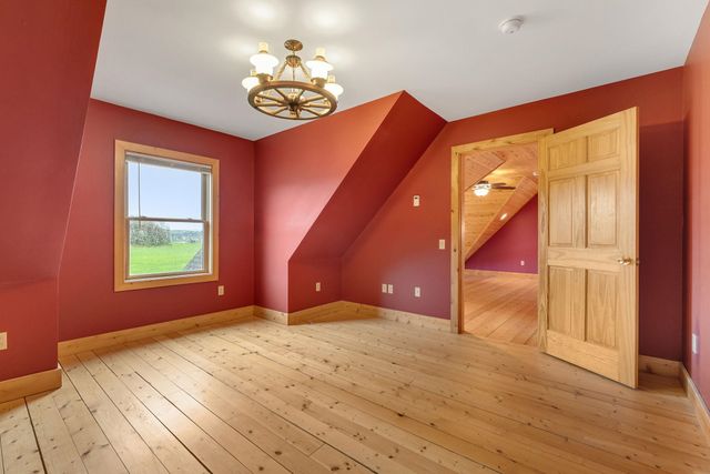 176 Woodward Road, Fairfax, VT 05454