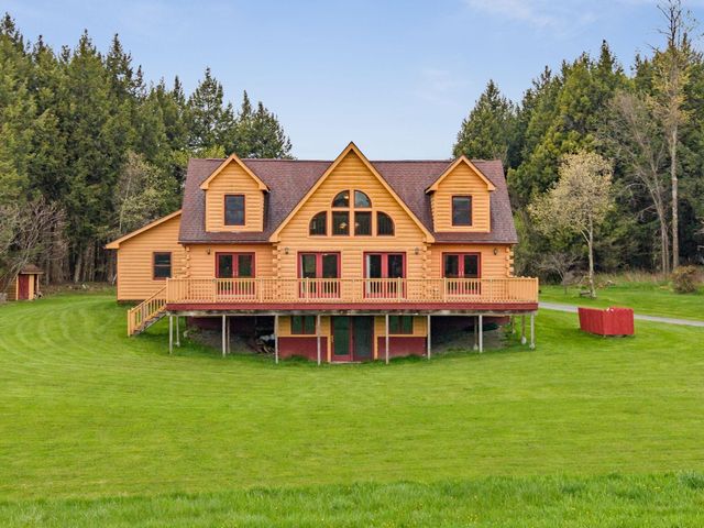 176 Woodward Road, Fairfax, VT 05454