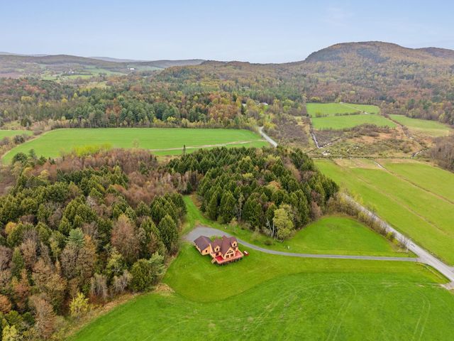 176 Woodward Road, Fairfax, VT 05454