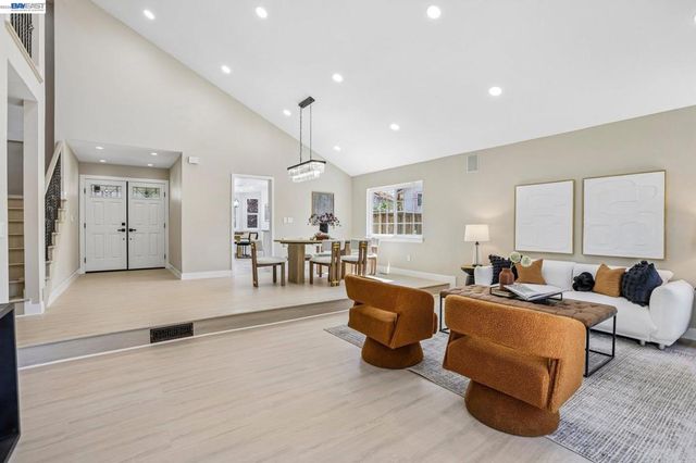 640 Calle Del Prado, Milpitas, CA 95035