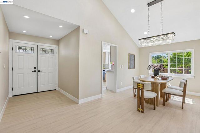 640 Calle Del Prado, Milpitas, CA 95035