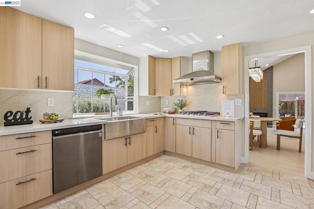 640 Calle Del Prado, Milpitas, CA 95035
