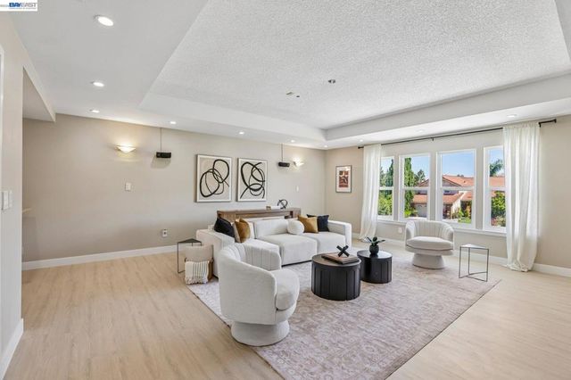 640 Calle Del Prado, Milpitas, CA 95035