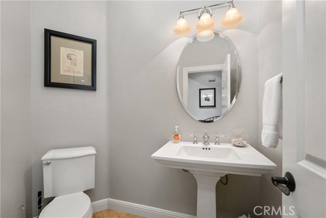 1 Running Brook Drive, Laguna Hills, CA 92679