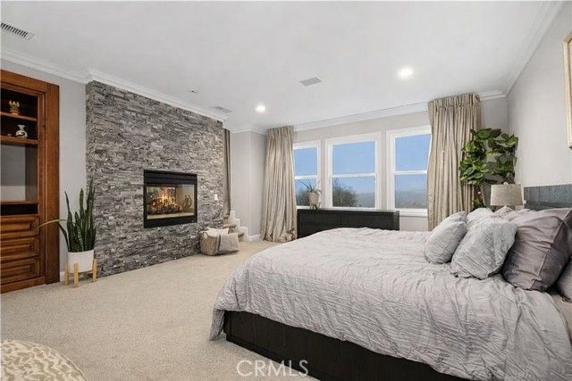 1 Running Brook Drive, Laguna Hills, CA 92679