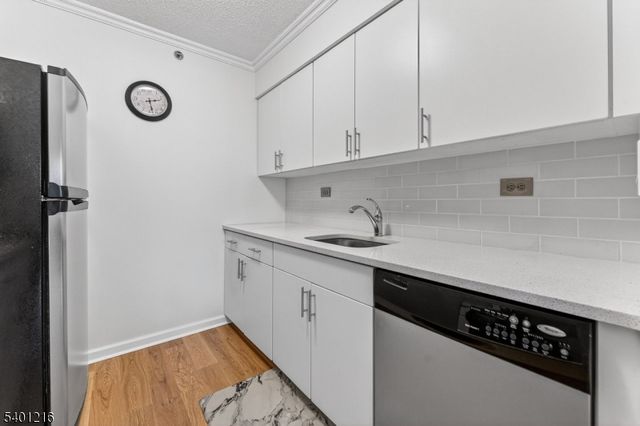 300 Main St 509, Little Falls Twp., NJ 07424