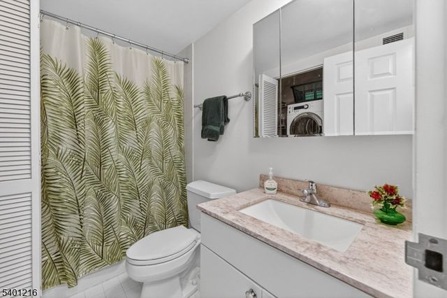 300 Main St 509, Little Falls Twp., NJ 07424