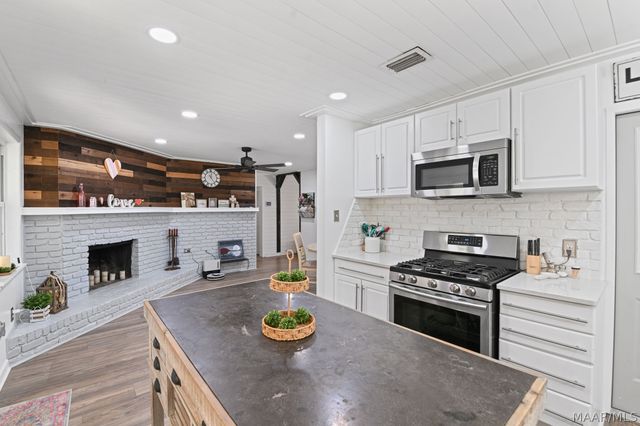 111 Livingston Avenue, Prattville, AL 36066