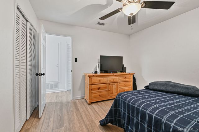 111 Livingston Avenue, Prattville, AL 36066