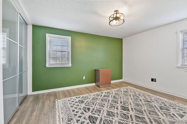 111 Livingston Avenue, Prattville, AL 36066