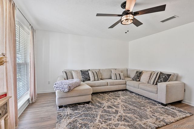 111 Livingston Avenue, Prattville, AL 36066