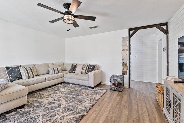 111 Livingston Avenue, Prattville, AL 36066