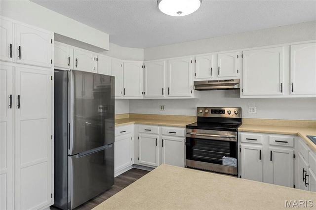 1133 Nina Drive, Warrenton, MO 63383