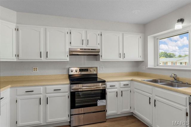 1133 Nina Drive, Warrenton, MO 63383