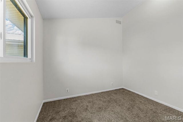 1133 Nina Drive, Warrenton, MO 63383