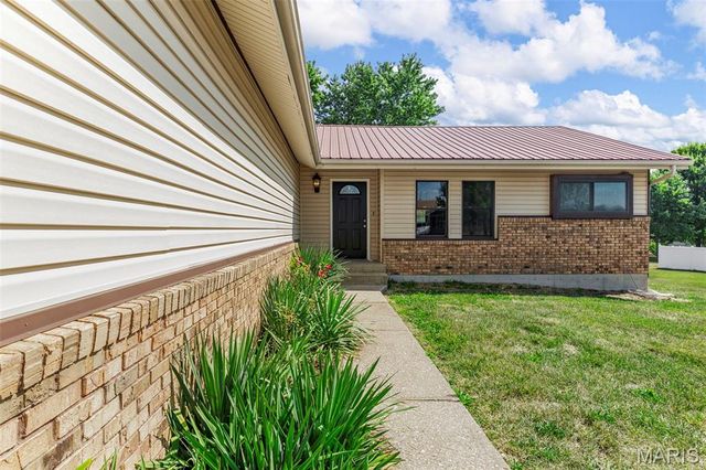 1133 Nina Drive, Warrenton, MO 63383