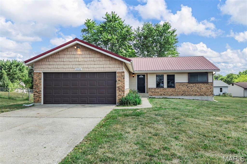 1133 Nina Drive, Warrenton, MO 63383