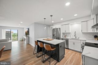 11302 VALLEY FORGE CIR #1302, King Of Prussia, PA 19406
