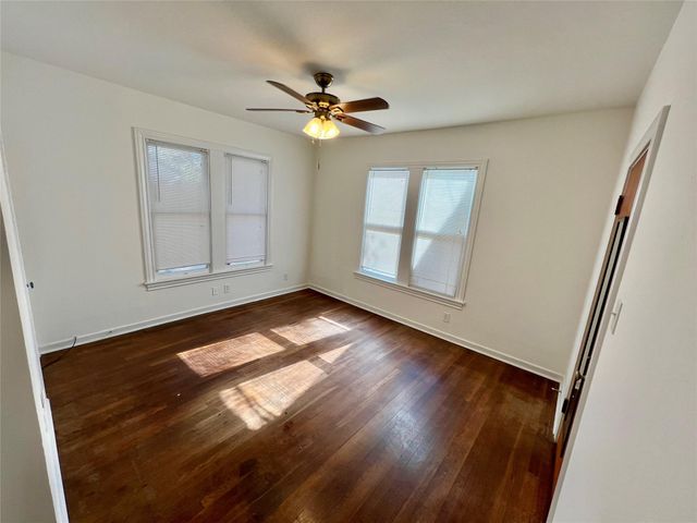 302 Park LN, Austin, TX 78704