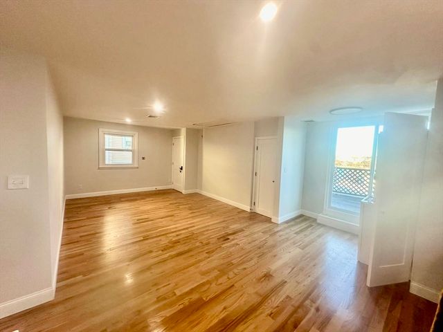 262 East Eagle 2, Boston, MA 02128