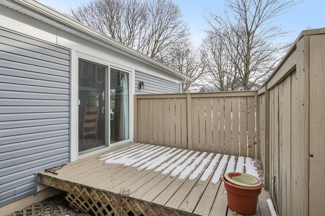 2780 Glenbridge Court, Ann Arbor, MI 48104