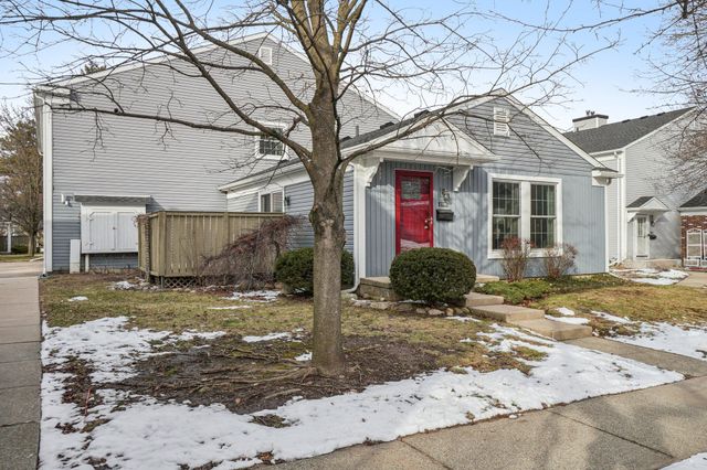 2780 Glenbridge Court, Ann Arbor, MI 48104