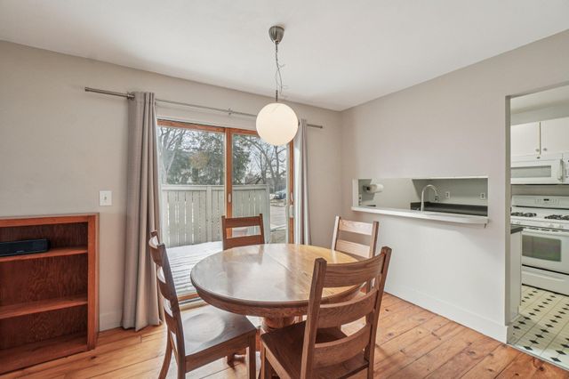 2780 Glenbridge Court, Ann Arbor, MI 48104