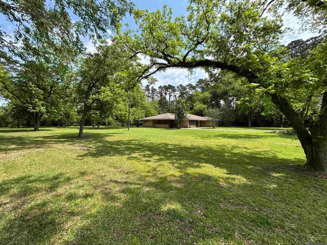 5765 Kleinpeter Rd, Baton Rouge, LA 70811
