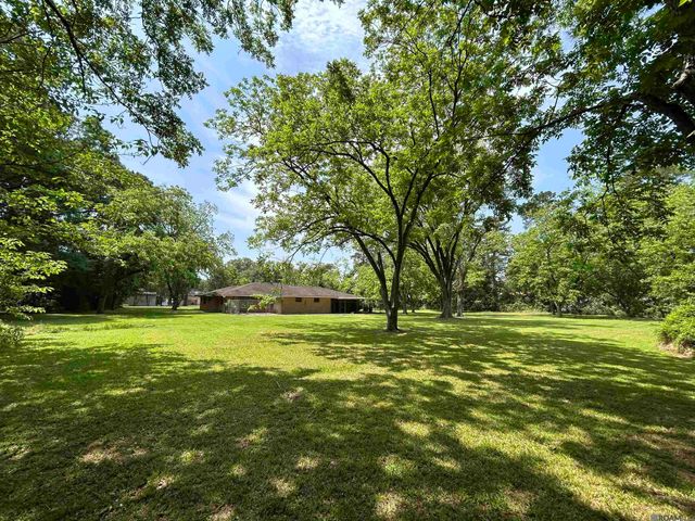 5765 Kleinpeter Rd, Baton Rouge, LA 70811