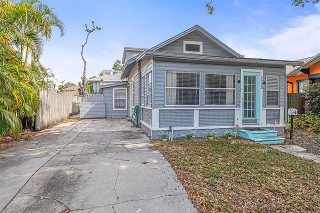 2235 BURLINGTON AVENUE N, St Petersburg, FL 33713