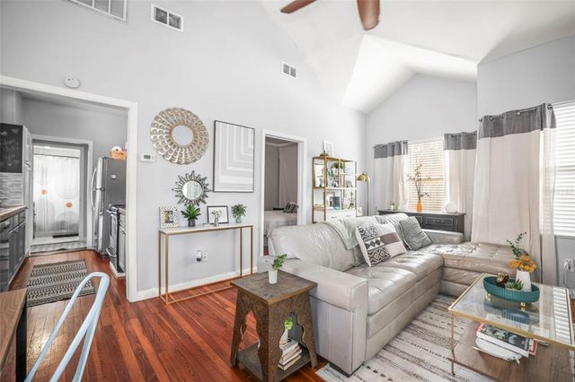 2235 BURLINGTON AVENUE N, St Petersburg, FL 33713