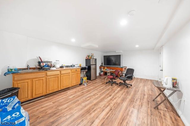 278 North Dr, North Plainfield Boro, NJ 07060