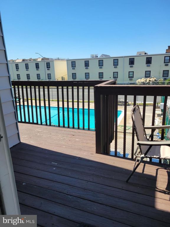 Image 18 of property listing at 504 LARK LN #8, Ocean City, MD 21842