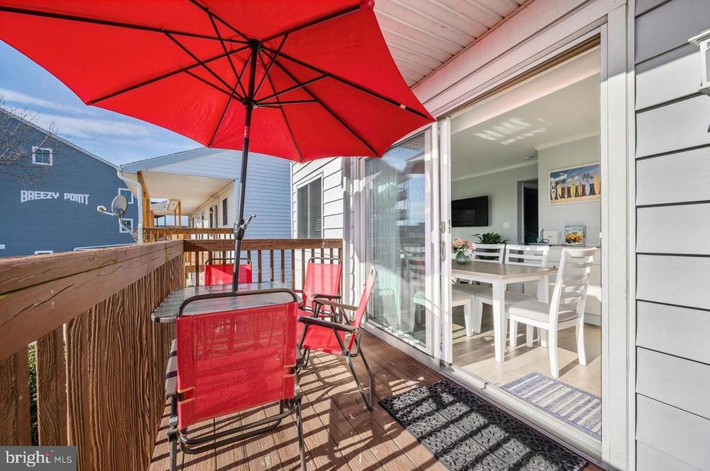 Image 21 of property listing at 504 LARK LN #8, Ocean City, MD 21842